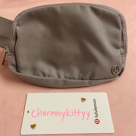 lululemon athletica Bags Lululemon Everywhere Belt Bag Dark Chrome